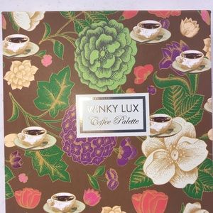 Winky Lux Coffee Eyeshadow Palette